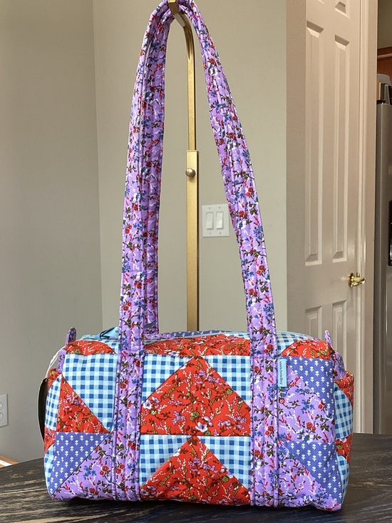 Vera Bradley Handbags - Vera Bradley Flying Geese Patchwork Original 100 Handbag